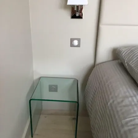 Smart Flat With Terace Apartment *