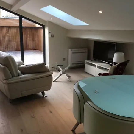 Smart Flat With Terace